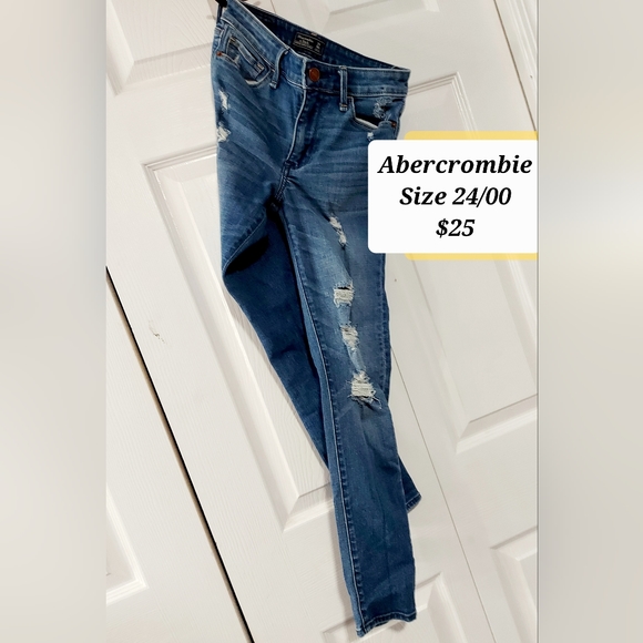 24/00 Brand Name Jeans - Picture 7 of 7